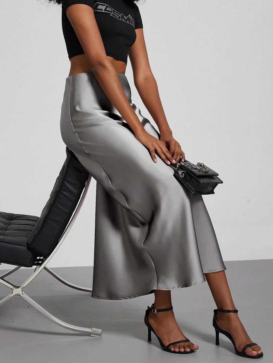 Falda Satín Venezzia – Gris Claro – Jo Boutique