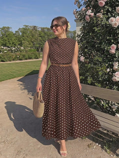 Vestido Lunares en movimiento