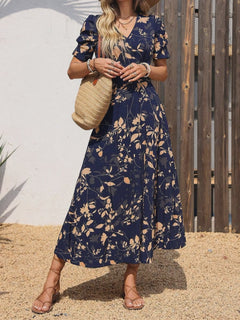 Vestido Vintage Floral en movimiento